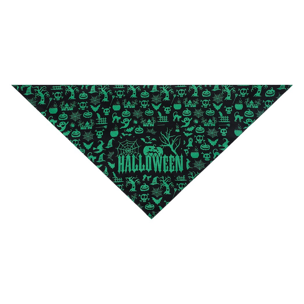 Fabricante en stock transfronterizo exclusivo para mascotas bufanda perro saliva toalla mascota Toalla de triángulo de Halloween mascota Toalla de saliva
