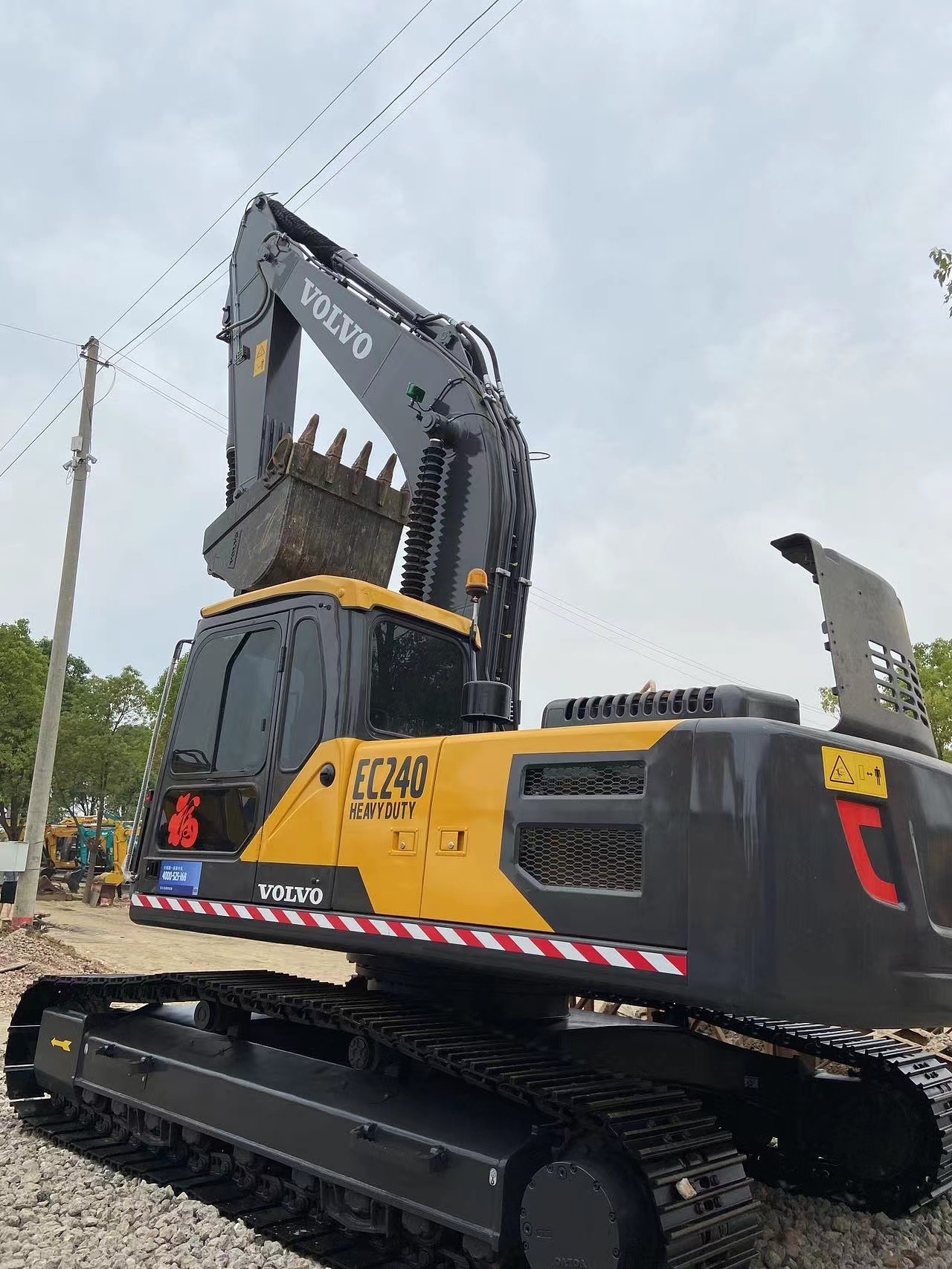 Usado Volvo 240 comercio exterior perenne 130 150 200 220 323 360 excavadora gancho de tierra pura