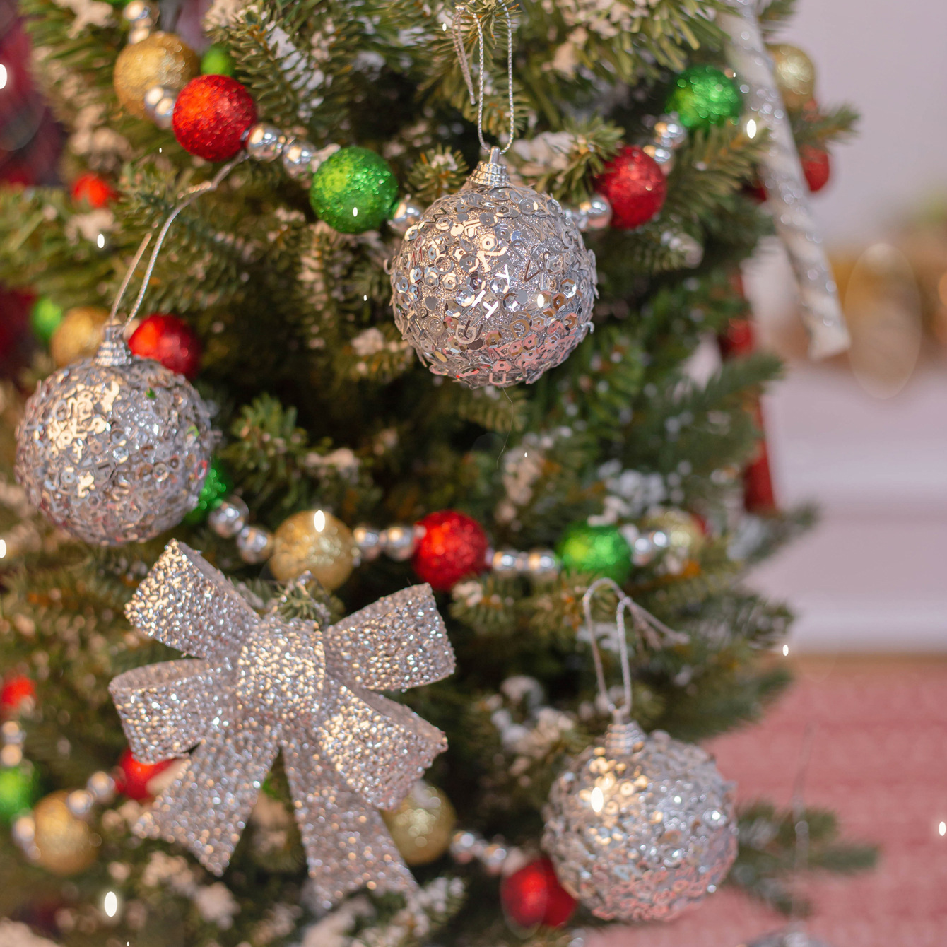 En stock nuevo Navidad 6cm ventana decoración bola 4/PCS árbol de Navidad colgante palo polvo lentejuelas espuma color bola