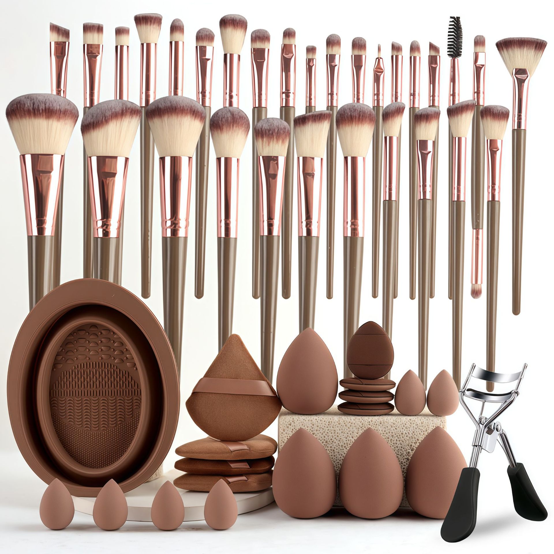 Juego marrón de 50 piezas.