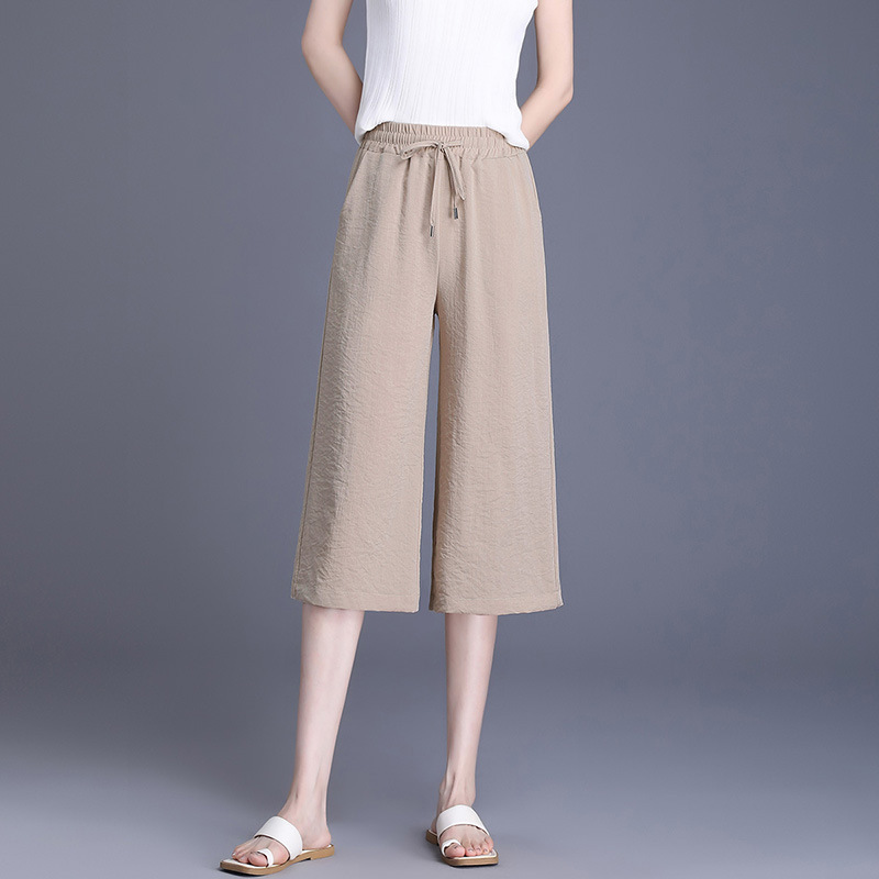 Plus-Size Ice Silk Wide-Leg Cropped Pants, Summer Thin Style, High-Waisted Casual Pants for Middle-Aged Moms, Loose and Slimming Nine-Point Pants