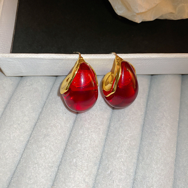 Red geometric fashionable retro earrings
