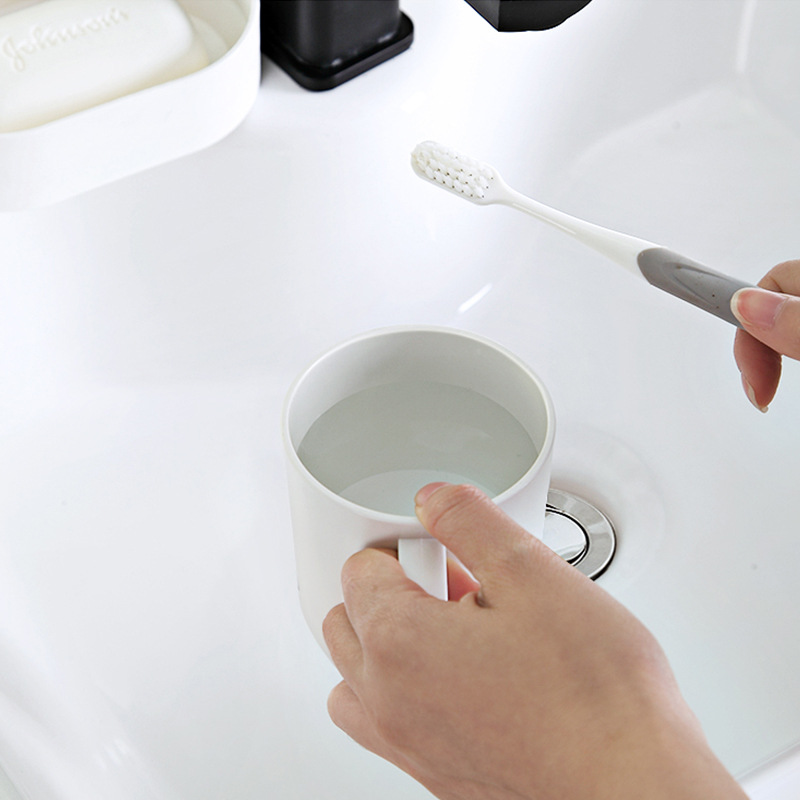 Enjuague bucal taza simple hogar plástico baño suministros color sólido pareja cepillo de dientes taza de lavado taza traje cepillo de dientes taza