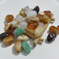 2色のぼかし染めの不規則な異性のまっすぐな穴のビーズのビーズのDIYの服の箱の携帯電話のチェーンのアクセサリの部品の卸売り