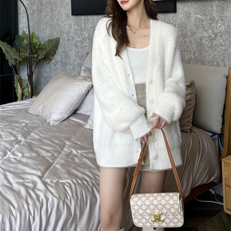 Early Spring Wear Mink Velvet White Sweater for Women Early Spring Outer Wear Lazy High-End Relaxed Knitted Cardigan Jacket