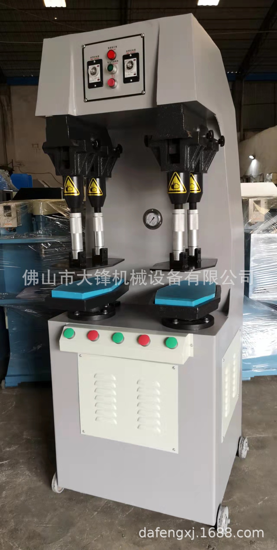 液压平板压底机