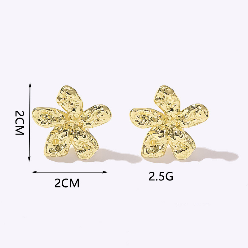 Irregular flowers golden