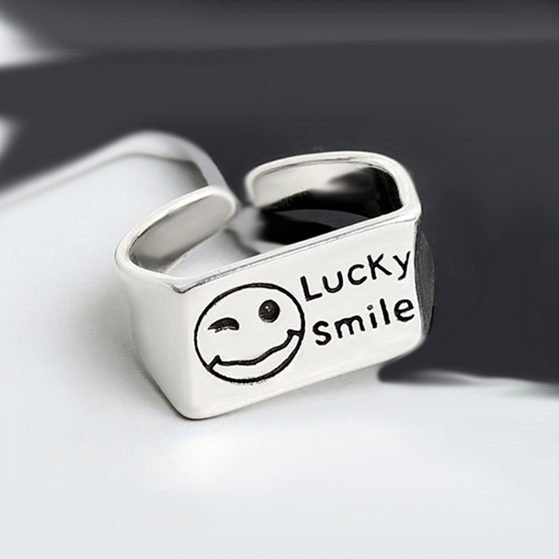 レトロなアルファベットの指輪の組み合わせins韓東大門ヒップホップはs 925銀の英語の指輪の対外貿易の卸売りをめっきします。