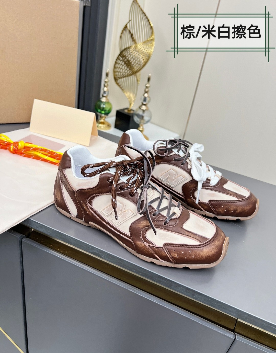 Zapatillas deportivas Agande de suela blanda y punta redonda, estilo casual y sencillo, con cordones bicolor de la marca Miaojia 530, estilo versátil para parejas.