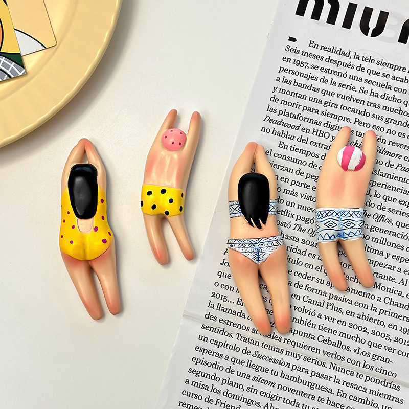 個性的な創意水泳の男の子の女の子の冷蔵庫は漫画のヨーロッパ式を貼ります。|undefined