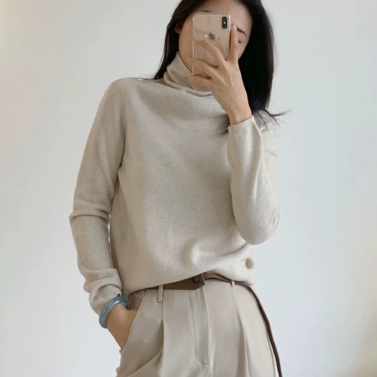 Woolen elastic fitted base sweater