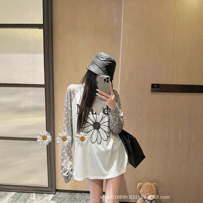 26 New Spring and Summer Style Small Daisy Print Polka Dot Summer Refreshing Sun Protection Cover-Up Top for Korean Women