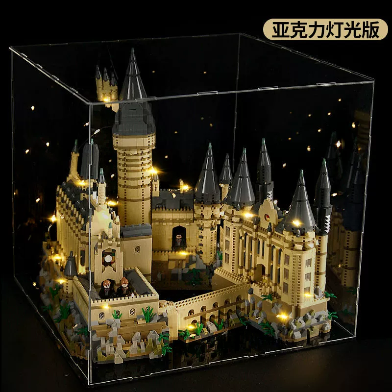 Конструктор (Lego) серия «Замок» — наборы из мелких деталей, модели достопримечательностей (разное количество деталей)