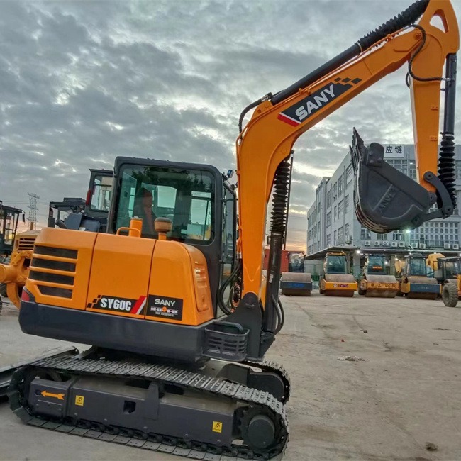 Exportación de comercio exterior de segunda mano Sany SY60C excavadora de alta calidad y alto rendimiento, precio favorable