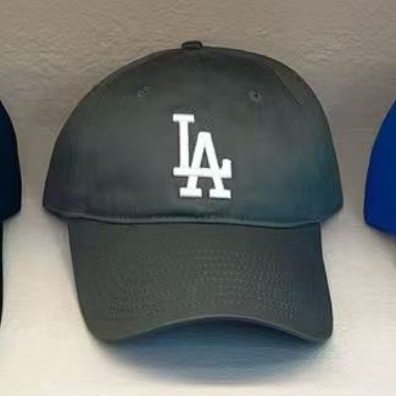 2025 新しい野球帽韓国 MLB 帽子ニューヨークヤンキーズ男性と女性のソフトトップ小さなラベル LA ピークキャップトレンディなブランド|undefined