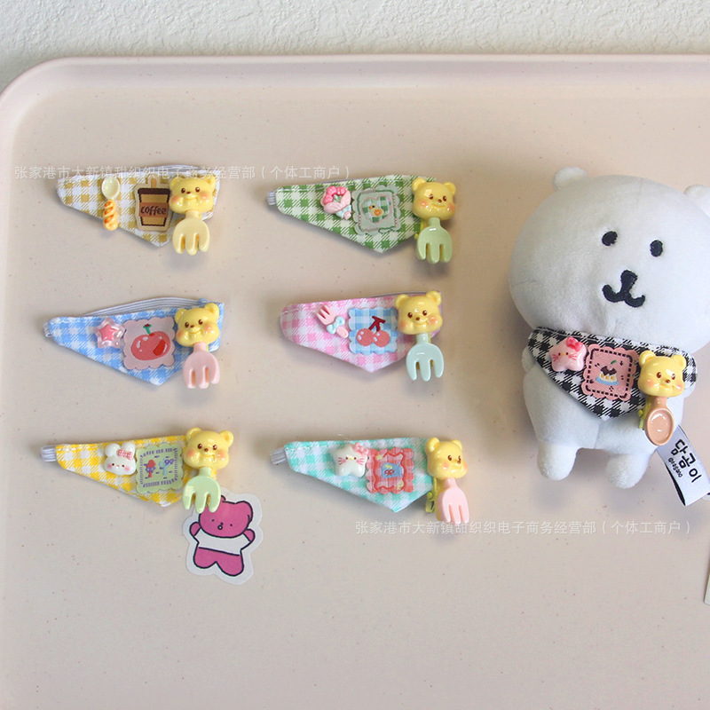 Self-Deprecating Bear Triangle Bib Labubu Saliva Towel Labubu Doll Clothing Decoration Super Cute Doll Wearing Spoon Clip