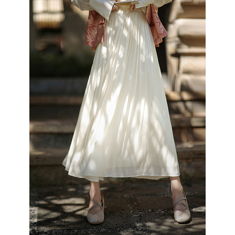 Elegant white long skirt