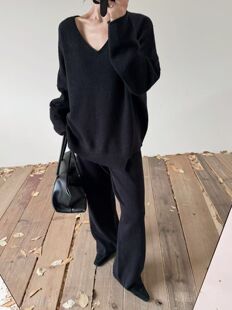 【 оригинальный дизайн 】 новые товары Спиннинг V -neck свитер Европейские товары свободные большой размеров прямо два рукава свитер женщина