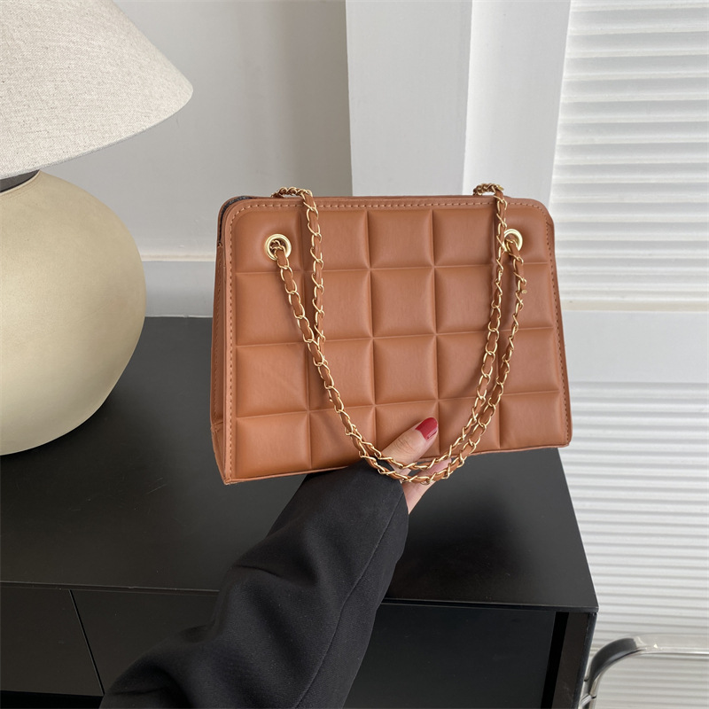 2023 nuevo estilo de cadena a cuadros bolsa de las mujeres pequeño rombo bordado hilo a cuadros bolsa de hombro de moda retro con textura bolsa de mensajero