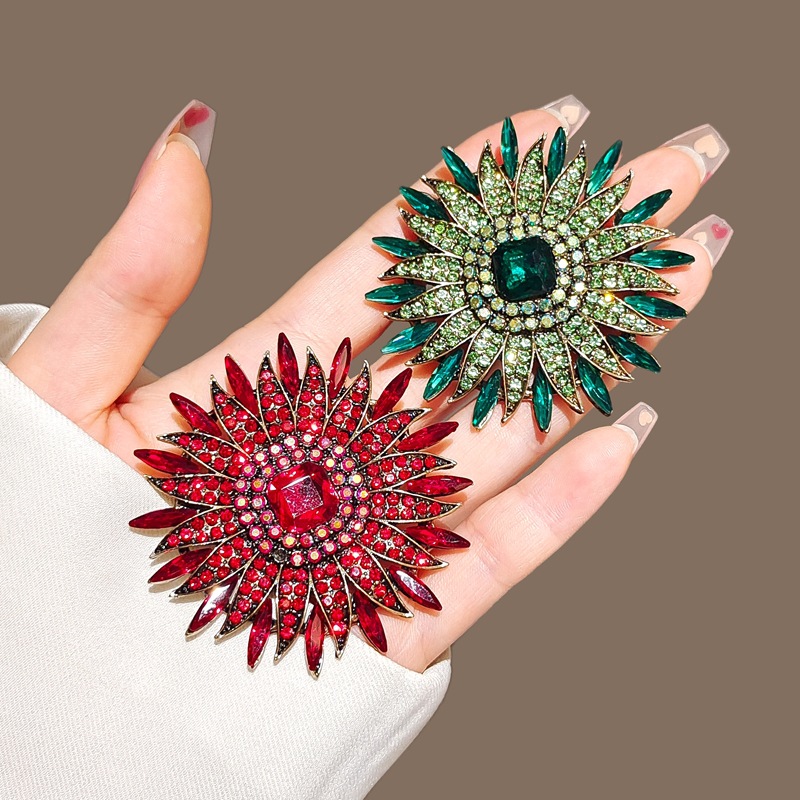 Elegante Große Gänseblümchen Brosche Mit Vollbesatz Strass_voghion.com