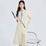春秋气质西装工作服