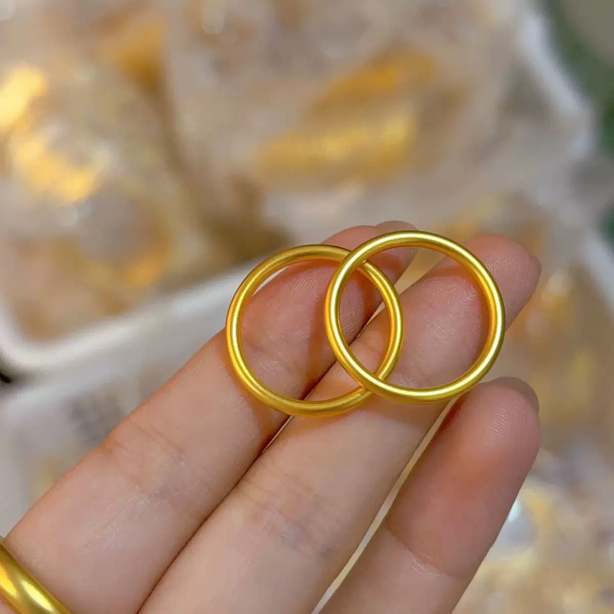 砂金アクセサリー久しく色あせないセイコー2m古法蓮花伝承指輪女子大衆デザイン素輪カップルペアリング