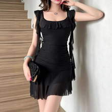 Sleeveless U-neck waist cinched dress�o��U�I���������B��ȹŮ