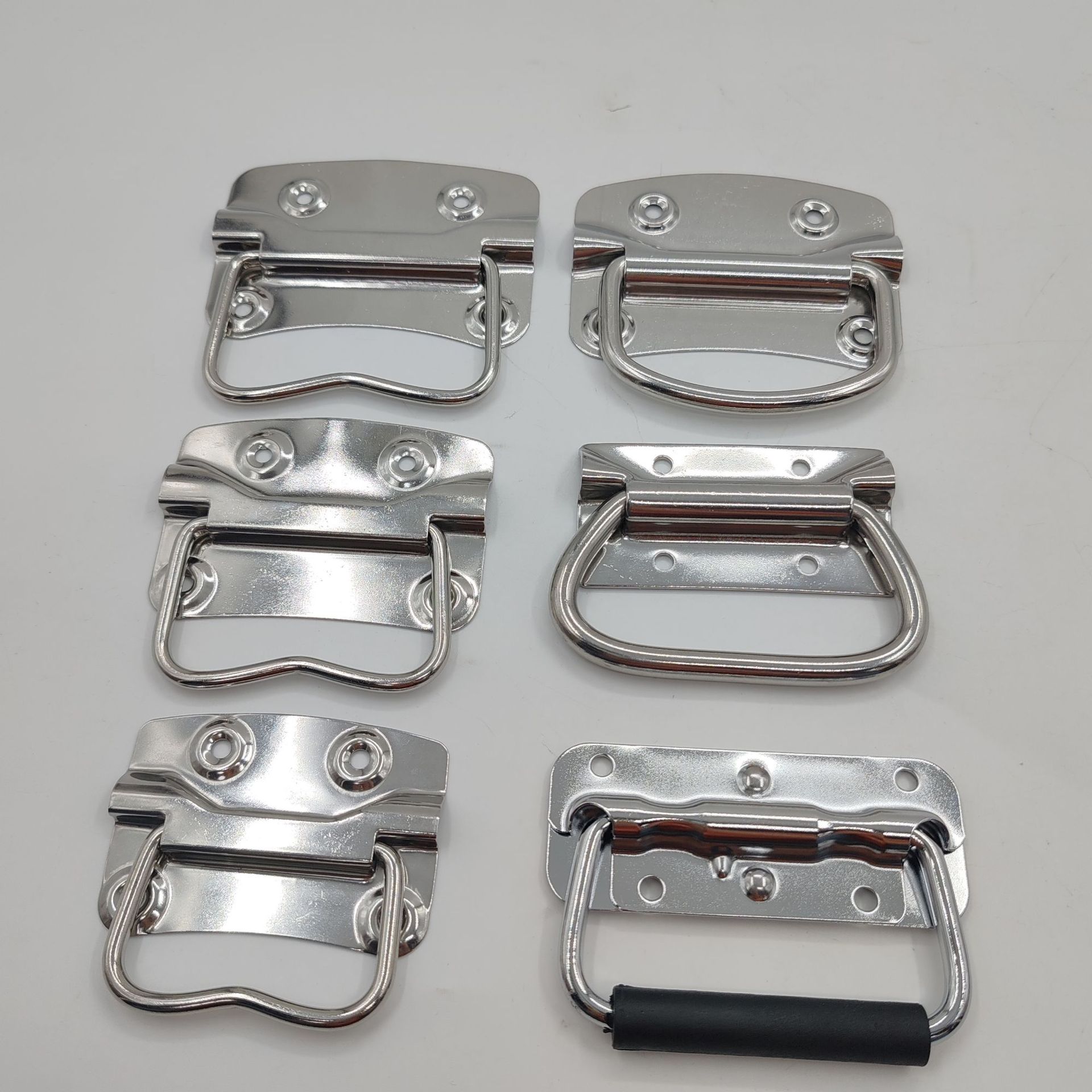 Stainless steel handle manufacturer produces transport box flight…