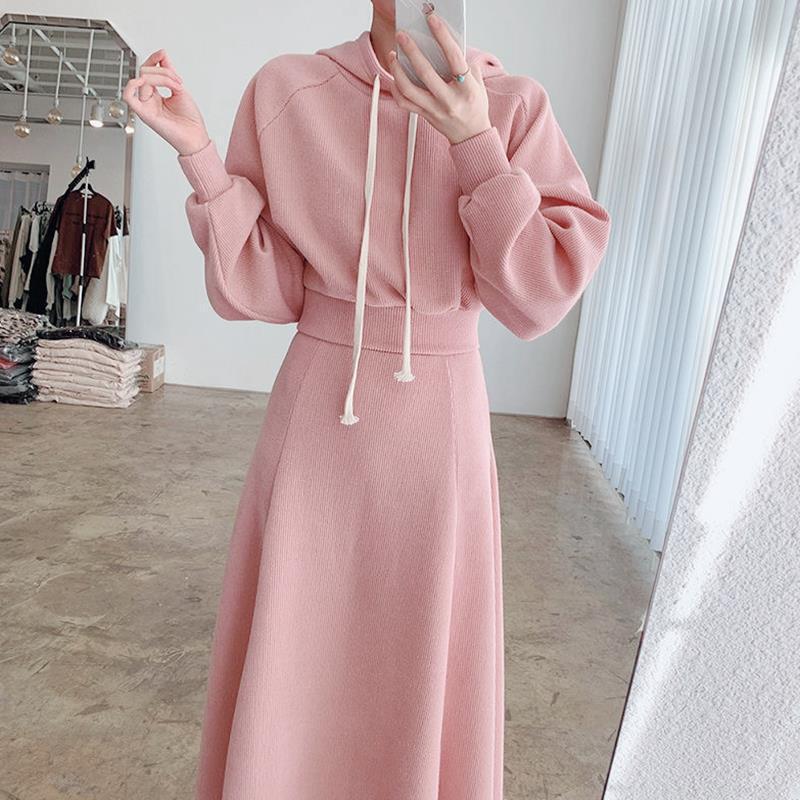 Pink Skirt Suit for Women 2025 New Spring, Autumn and Winter Small Style Threaded Sweatshirt Half-Length Skirt Two-Piece Set