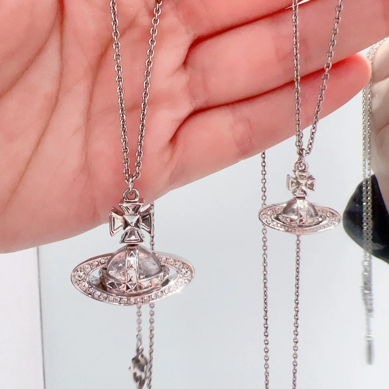 Vivienne Westwood Saturn studded full-diamond three-dimensional necklace, light luxury, stylish, versatile, elegant collarbone chain Vivienne Westwood Saturn studded full-diamond three-dimensional necklace, light luxury, stylish, versatile, elegant collarbone chain