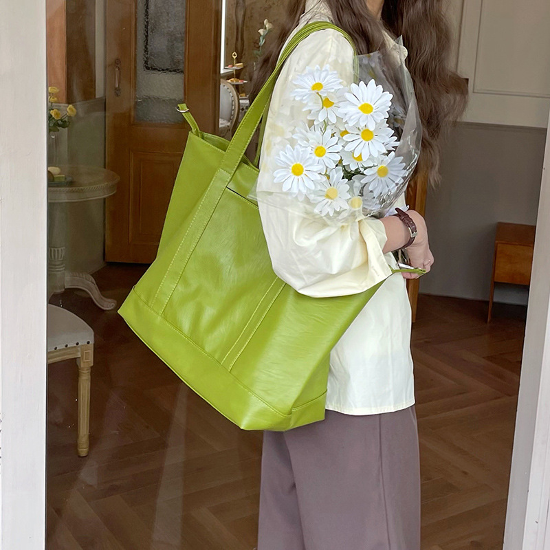 Versione coreana della borsa a tracolla grande capiente in PU morbido verde avocado di inizio primavera, da viaggio, per pendolari, color crema e bianco_voghion.com