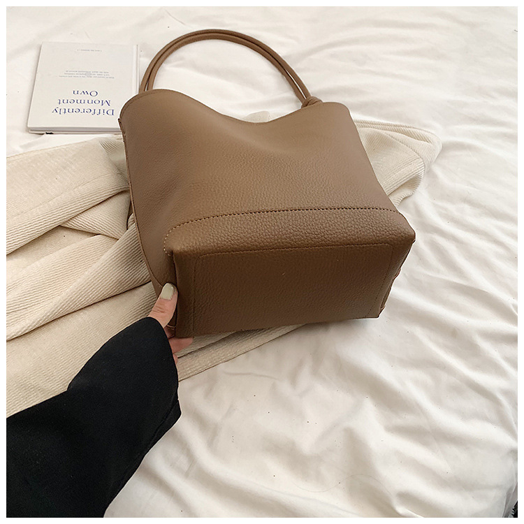 Einfache trendige große Kapazität Eimer 2024 neue Pendler Mutter und Kind modische Textur Frauen einzelne Schulter_voghion.com