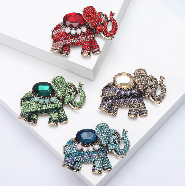 Cross-Border European and American Retro Alloy Rhinestone Elephant Brooch Exotic Style Creative Women's Clothing Brooch Accessory Pin