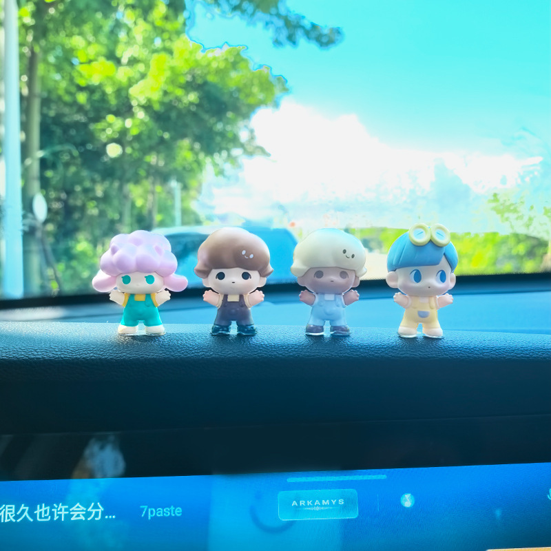 「New Bubble Mart」車の装飾品、車のセンターコンソールのディスプレイ装飾、かわいい女の子の車のインテリアアクセサリー|undefined