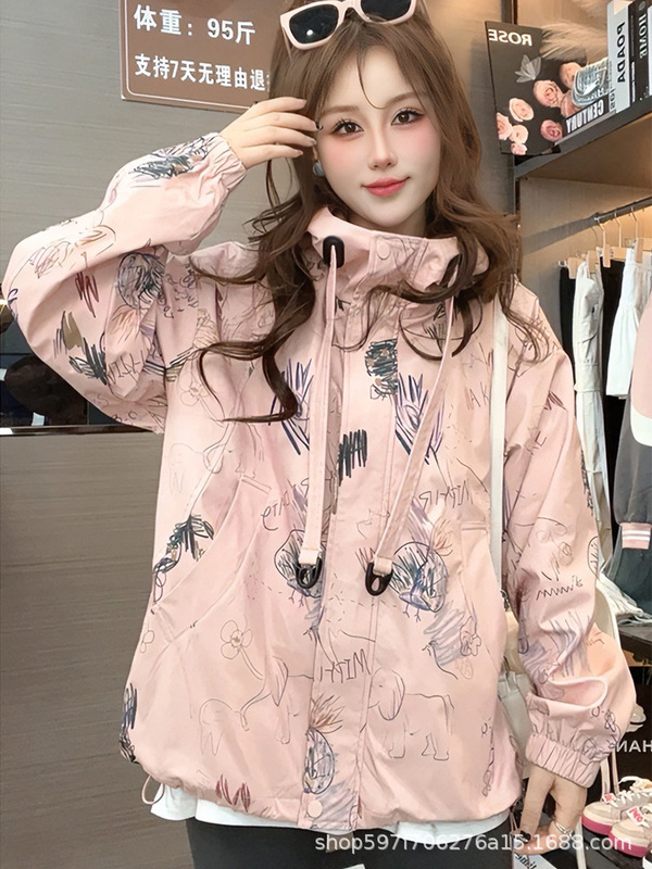 2025年の新型デザイン感落書きプリントと帽子の突撃服のコート|undefined