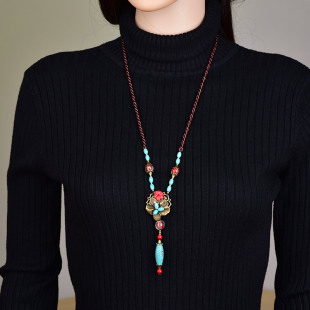 Xizang synthetic turquoise long sweater chain Women's retro pendant niche design ethnic style jewelry accessories