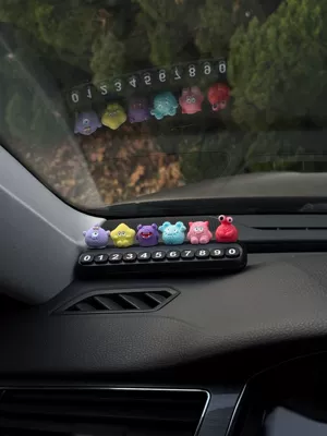 Car, High-End Car Phone Moving – Nömrəli dayanma kartı - 6-little-devil-monsters-big-black-number-license-plate-free-traceless-glue
