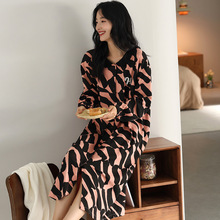 95������ˬ��˯ȹŮ���＾�L���_���ԸЕr��˯��Ů�B��ȹ�Ҿӷ���