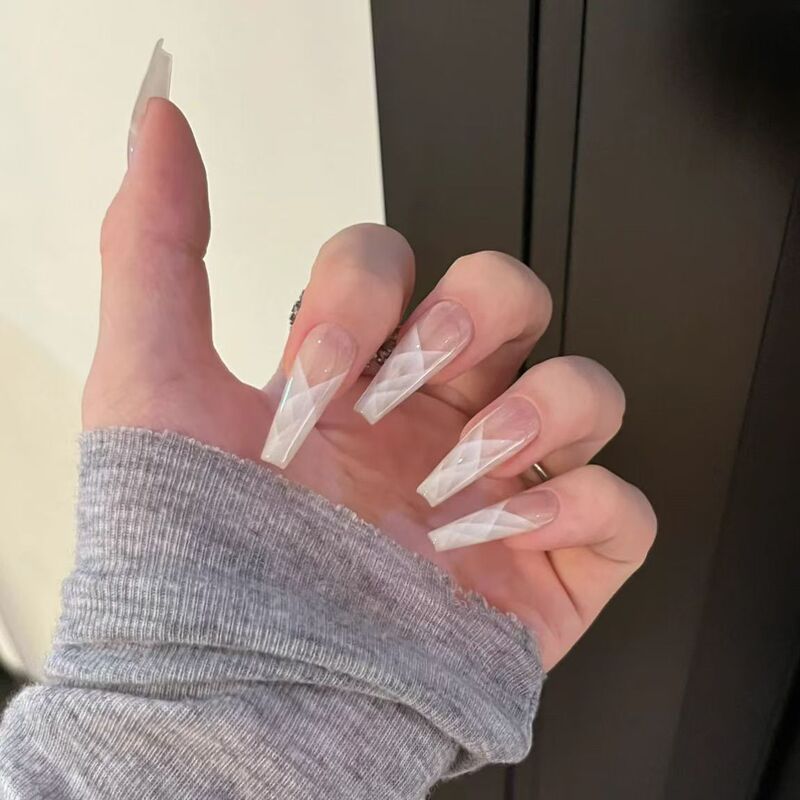 Wearing Armor Handmade New Style High-end Sense Simple White Elegant Detachable Nail Art Finished Patch Inspiration Muse