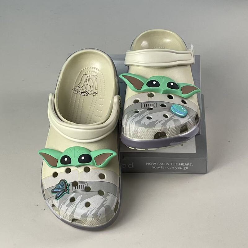 New Style Crocs Star Wars Boys' and Girls' Shoes, Closed-Toe Parent-Child Shoes, Outdoor Beach Sandals, Factory Direct Delivery