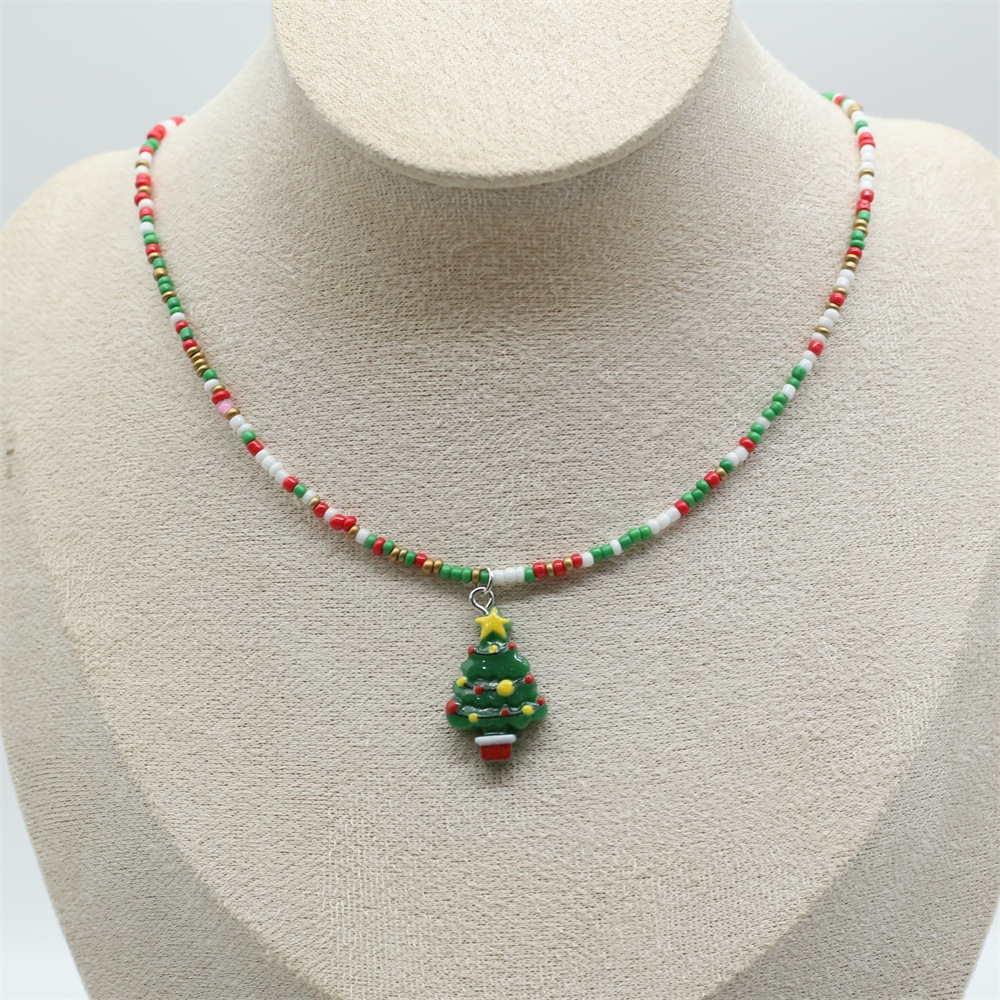 10g Weight Plastic Pendant Material Pendant Necklace Classification Seed Bead Chain Material Beaded Chain Chain Type 1 Piece Quantity Holiday, Festival Occasion Beaded, Plastic Material Christmas Festival Christmas Tree, Santa Claus, Snowflake Pattern Women's Gender Cartoon Style, Cute Style Cartoon Style Cute Christmas Tree Santa Claus Snowflake Beaded Plastic Beaded Chain Beaded Necklaces Christmas Wholesale 6