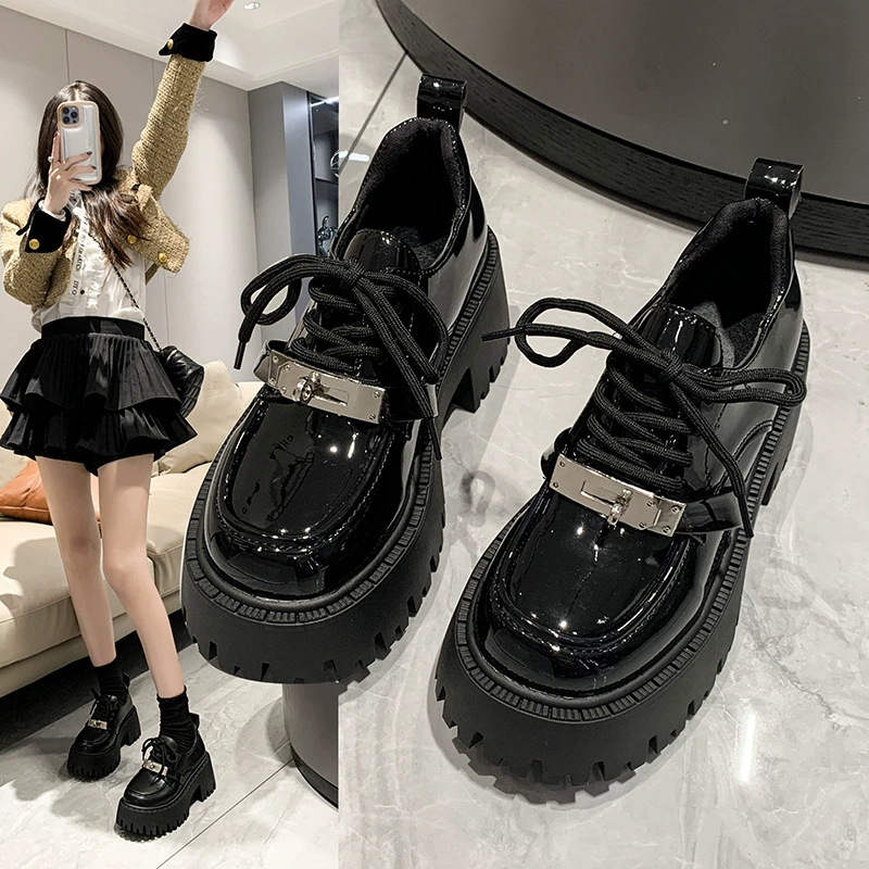 Взрывные маленькие кожаные туфли женский британский стиль Lefu обувь женский 2024 летний новый простой повседневный с юбкой на толстой подошве