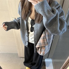 灰色高级感针织开衫女2025秋冬季宽松慵懒风百搭外搭毛衣外套上衣