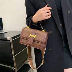 高級感復古時尚單肩包女包2024新款時尚編織紋手提包單肩斜挎包潮