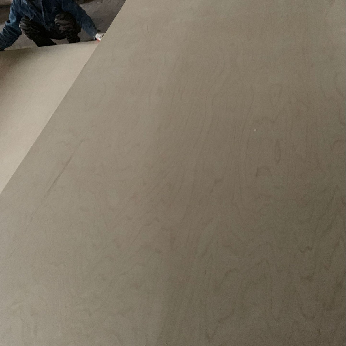 专业产:松木胶合板 全松木、杨松混合芯板 联系：18053913288