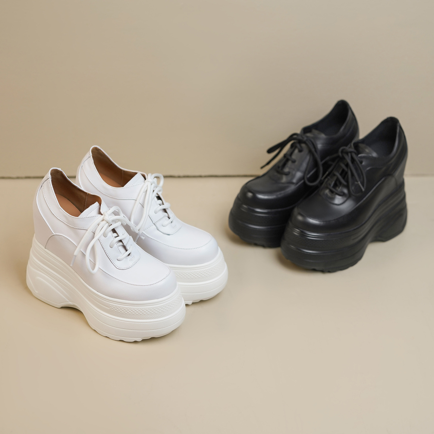Giày sneaker nữ chunky đế dày da bò tăng chiều cao phong cách thể thao — Màu đen, Màu trắng