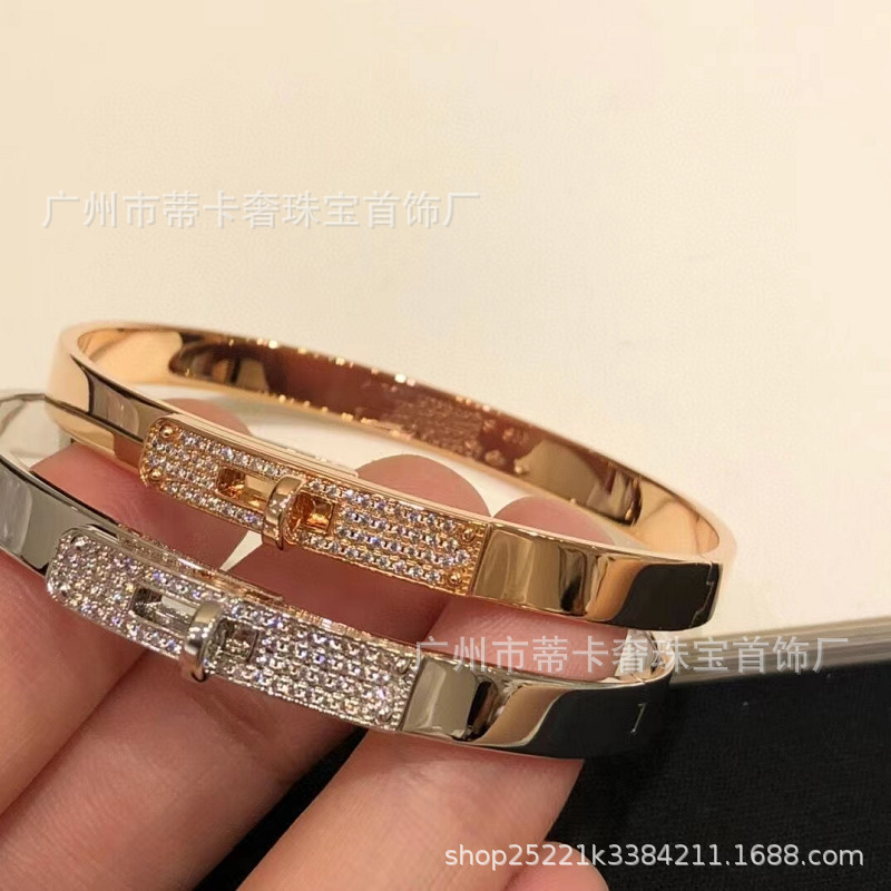 H family Kelly Kelly bracelet Seiko V gold plated 18K gold rose gold platinum full diamond star buckle bracelet for women H family Kelly Kelly bracelet Seiko V gold plated 18K gold rose gold platinum full diamond star buckle bracelet for women
