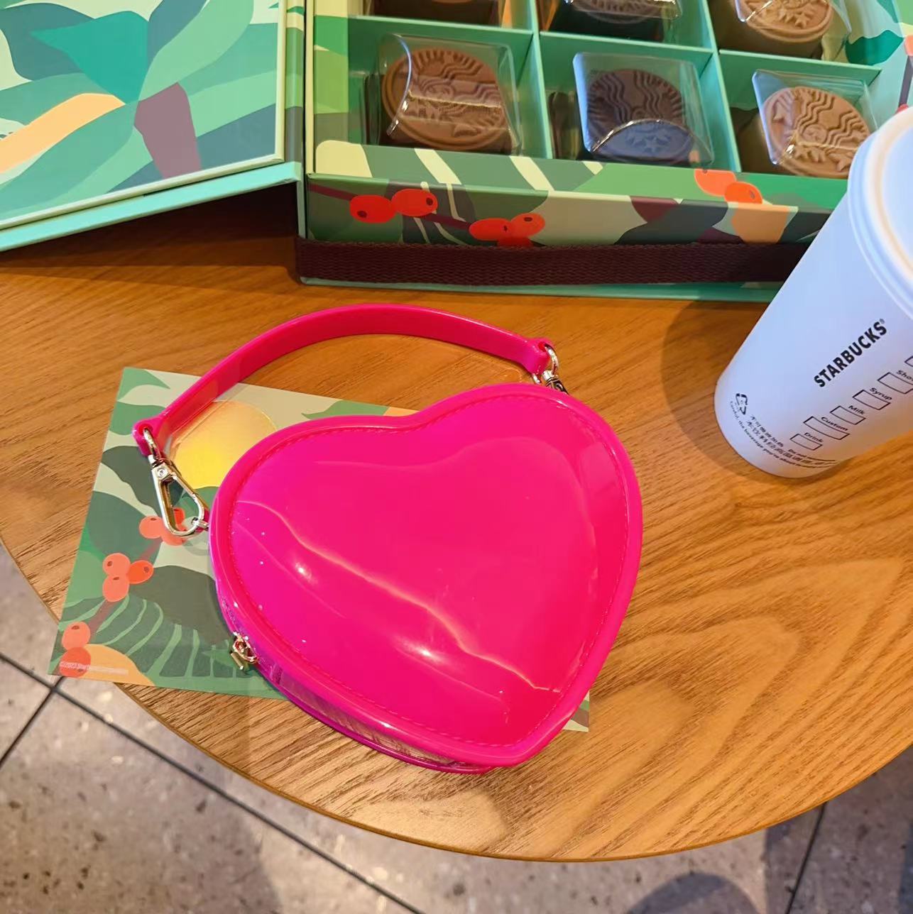 120g Weight Zipper Closure Type Single Shoulder Strap Strap Type Handbag Bags Type Casual, Daily, Shopping Occasion PVC Material Heart Shape Pattern All Seasons Season Women's Gender Elegant Style Heart-shaped Shape Mini Size Women's Mini PVC Heart Shape Elegant Heart-shaped Zipper Handbag 14