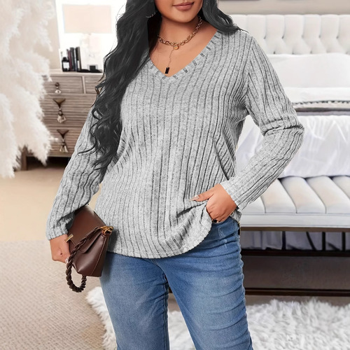 Spring and autumn exclusively for large size women's wear three-piece V-neck comfortable sweaters wholesale