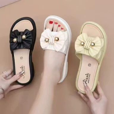 25 домашних модных толстых подошв среднего каблуного материала ПВХ женские тапочки дышащие женские летние повседневные пляжные тапочки